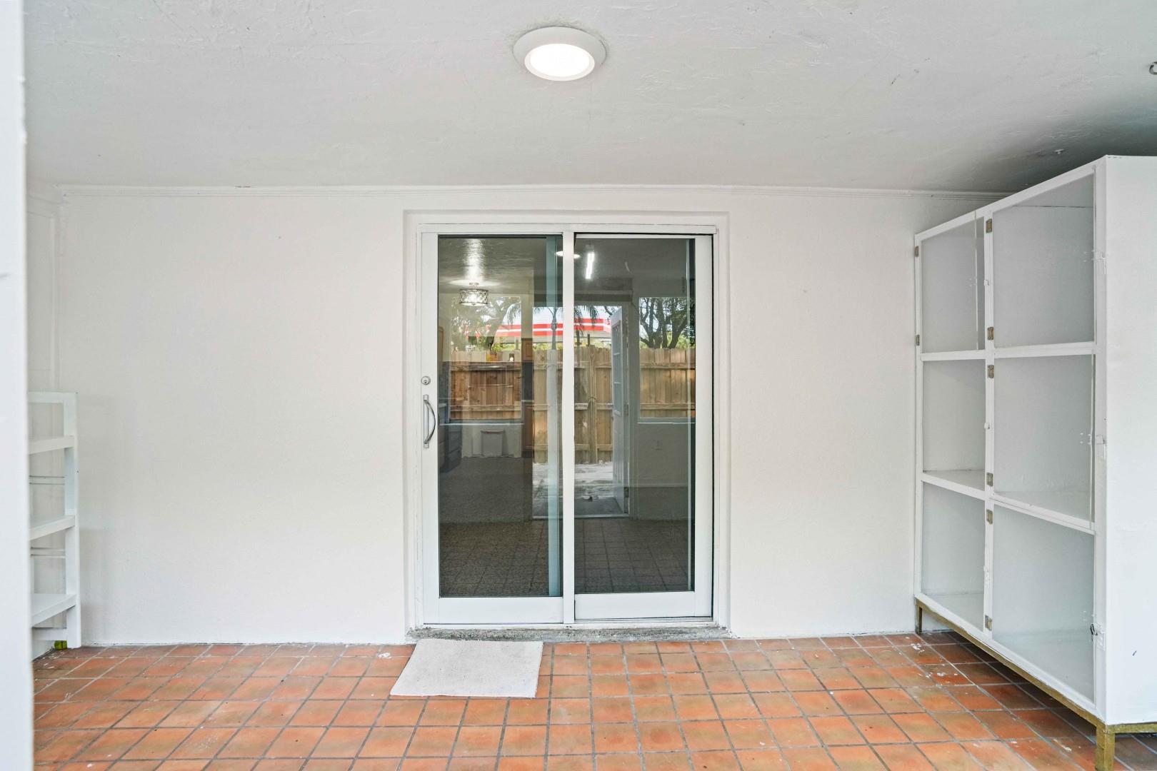 HIBISCUS GARDENS - Residential Lease