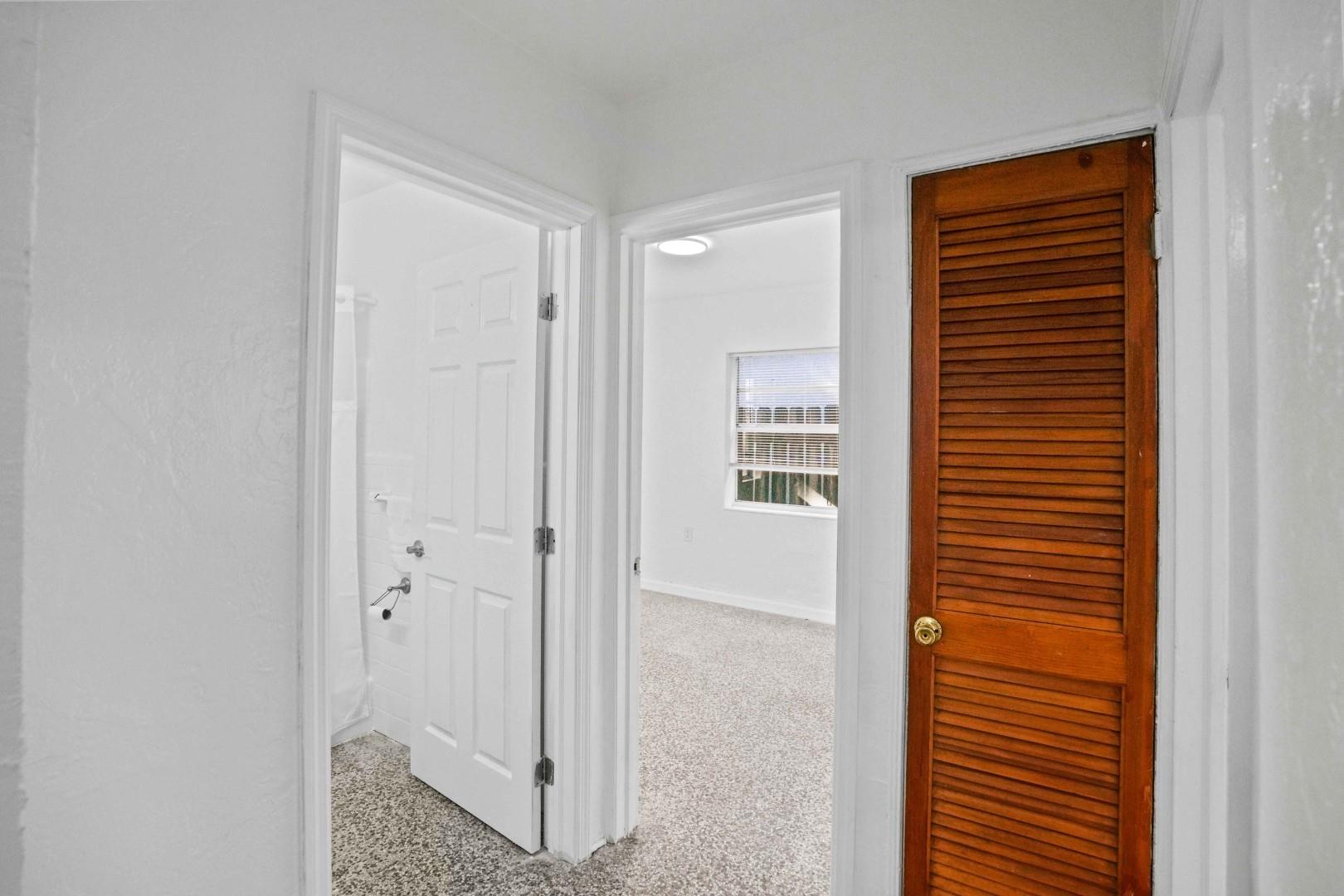 HIBISCUS GARDENS - Residential Lease