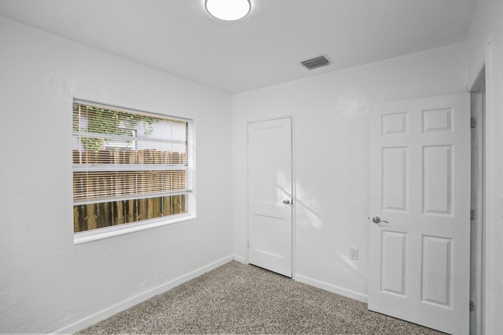 HIBISCUS GARDENS - Residential Lease