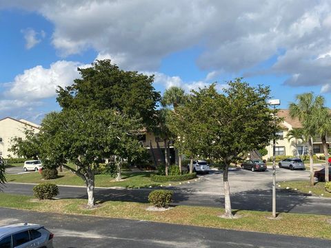 A home in Lake Worth