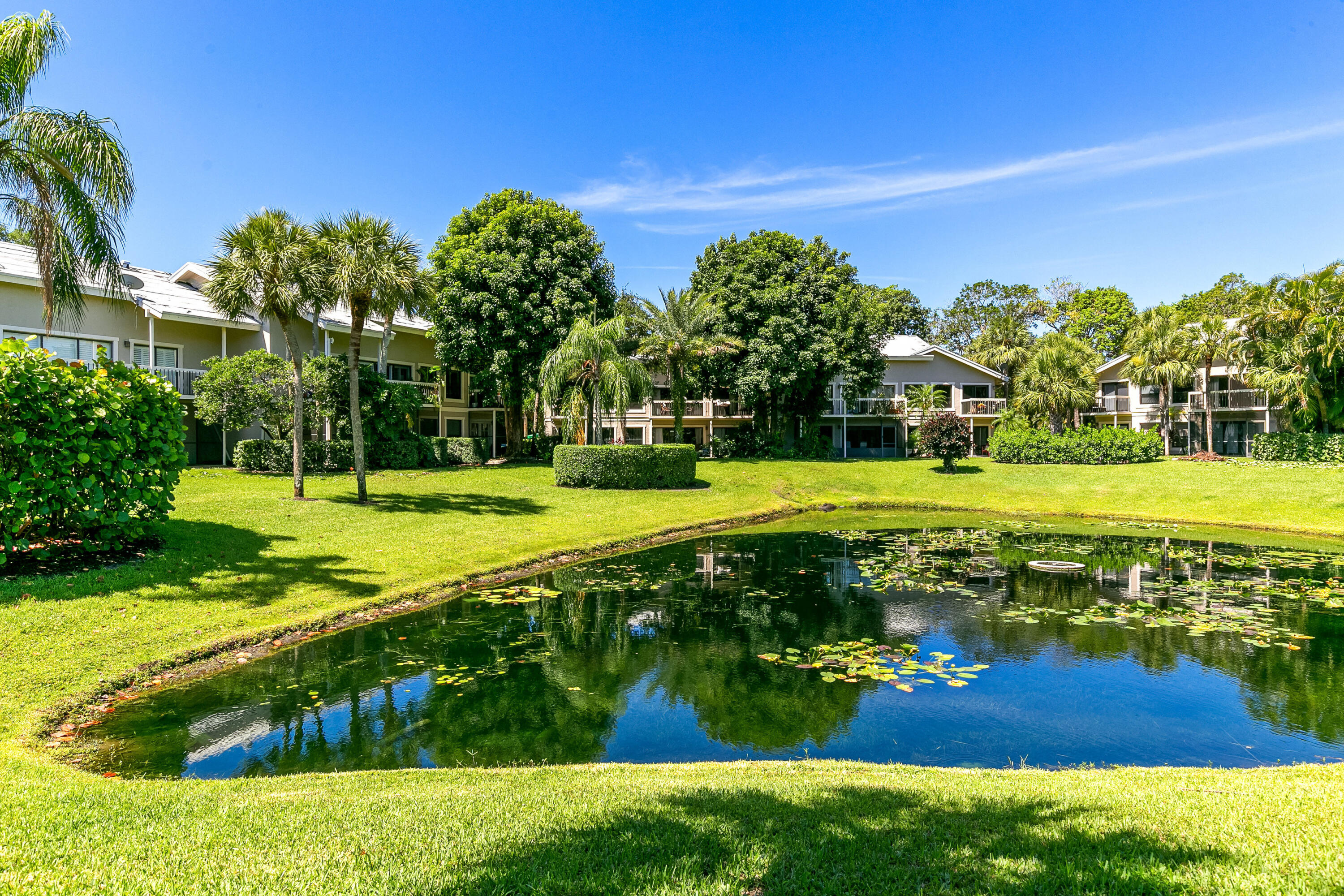 TENNIS LODGES NO 1 COND DECL FILED 4-2-79 OR3034P1 - Residential Lease