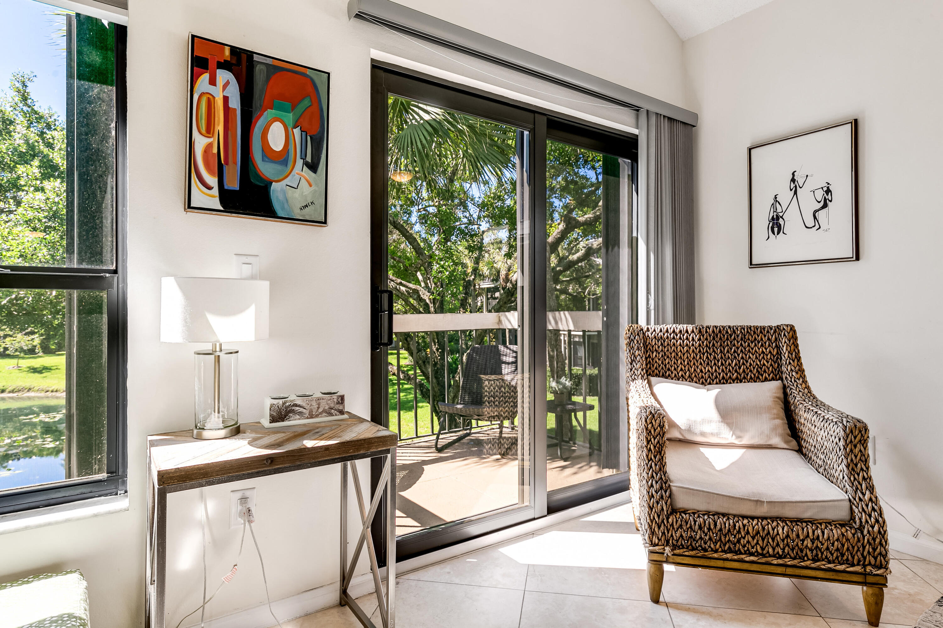 TENNIS LODGES NO 1 COND DECL FILED 4-2-79 OR3034P1 - Residential Lease