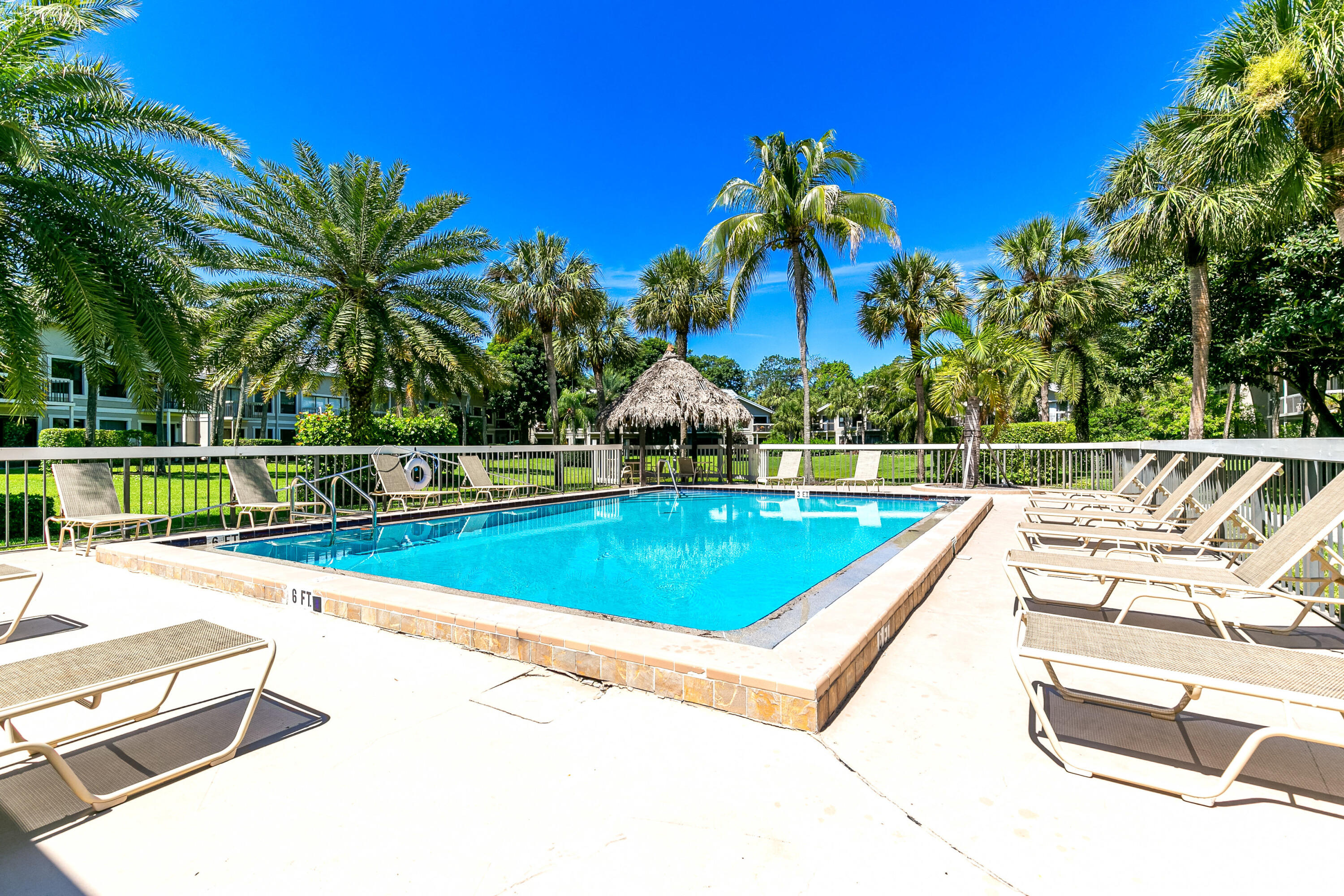 TENNIS LODGES NO 1 COND DECL FILED 4-2-79 OR3034P1 - Residential Lease