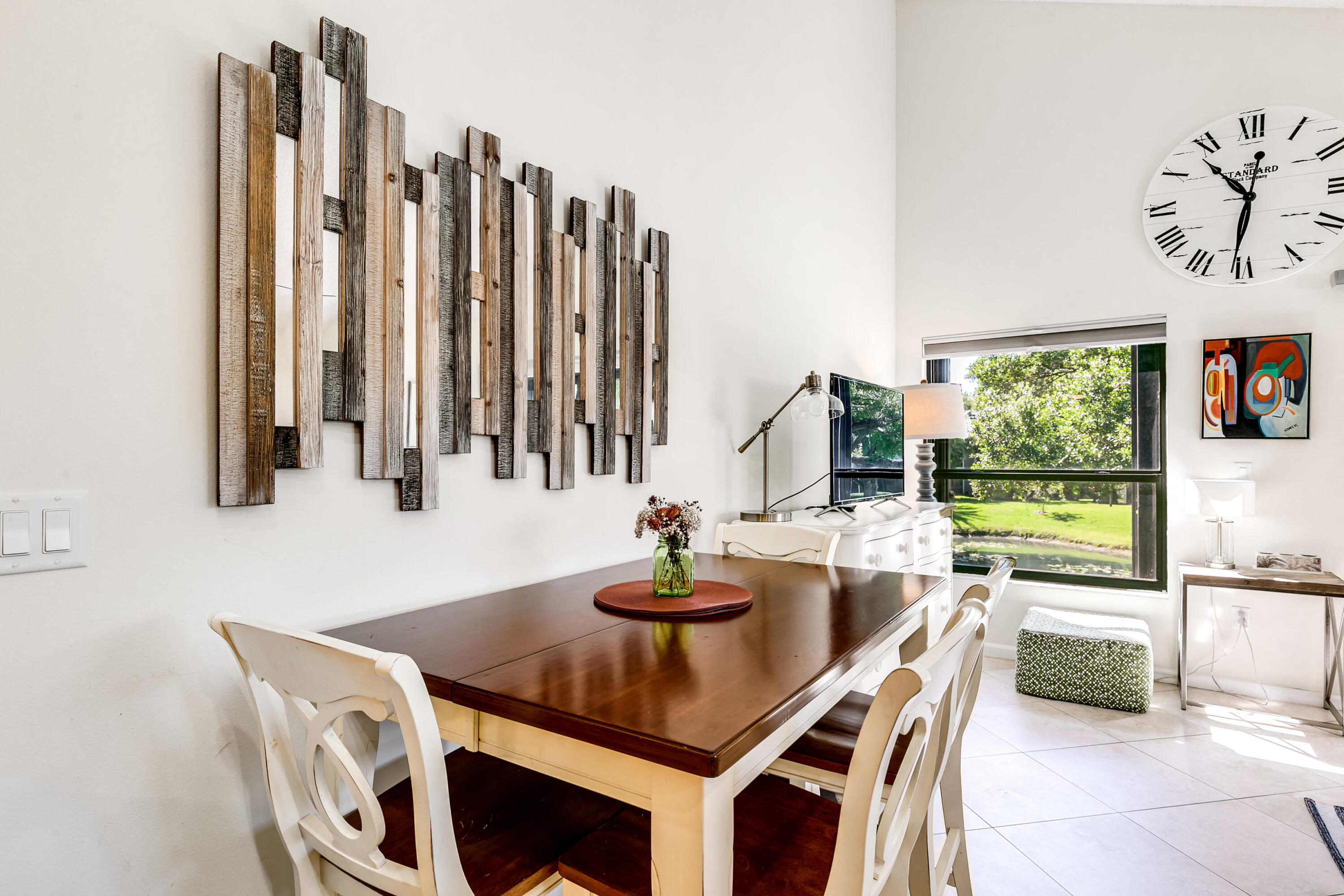 TENNIS LODGES NO 1 COND DECL FILED 4-2-79 OR3034P1 - Residential Lease