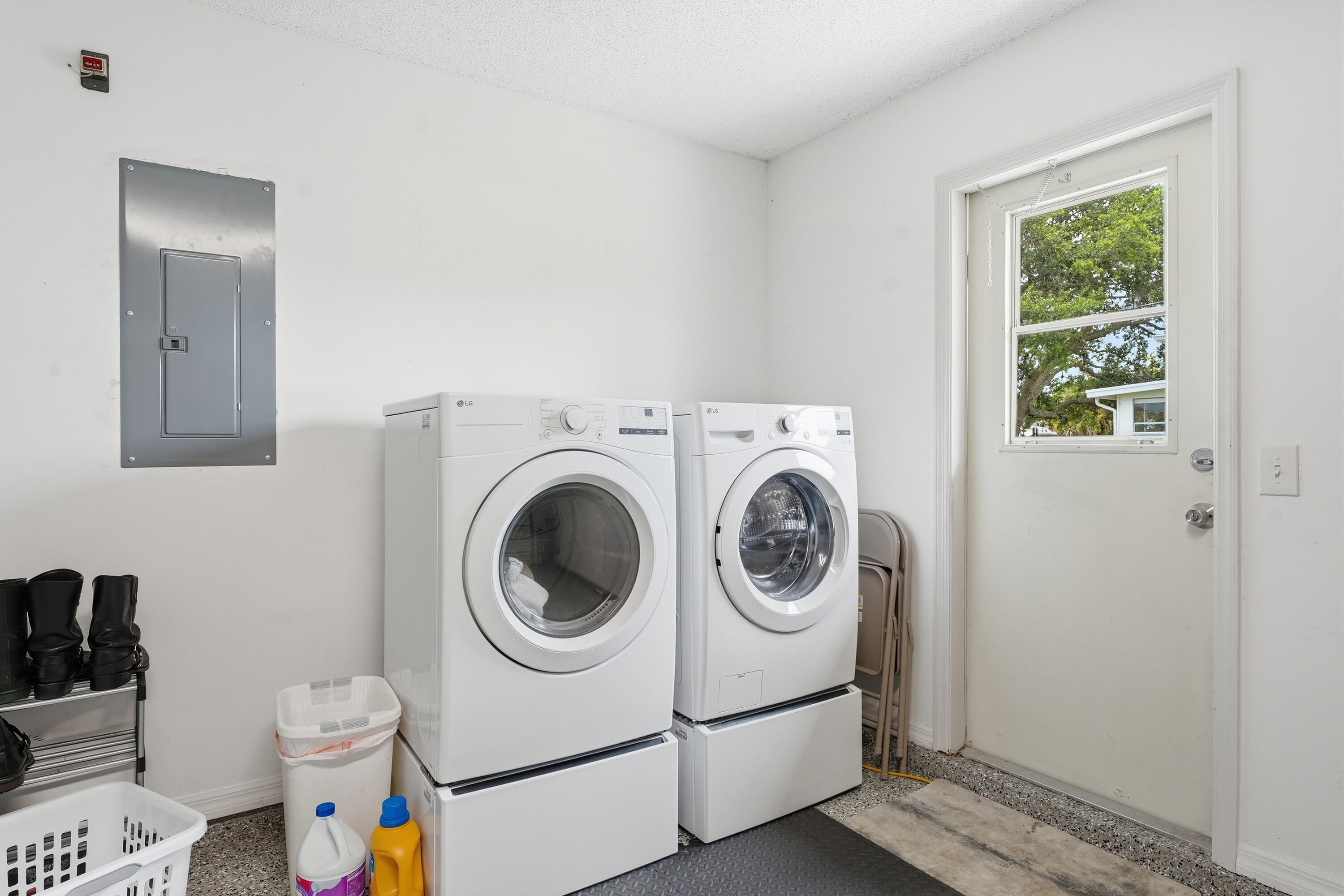 SEBASTIAN HIGHLANDS UNIT 15 - Residential