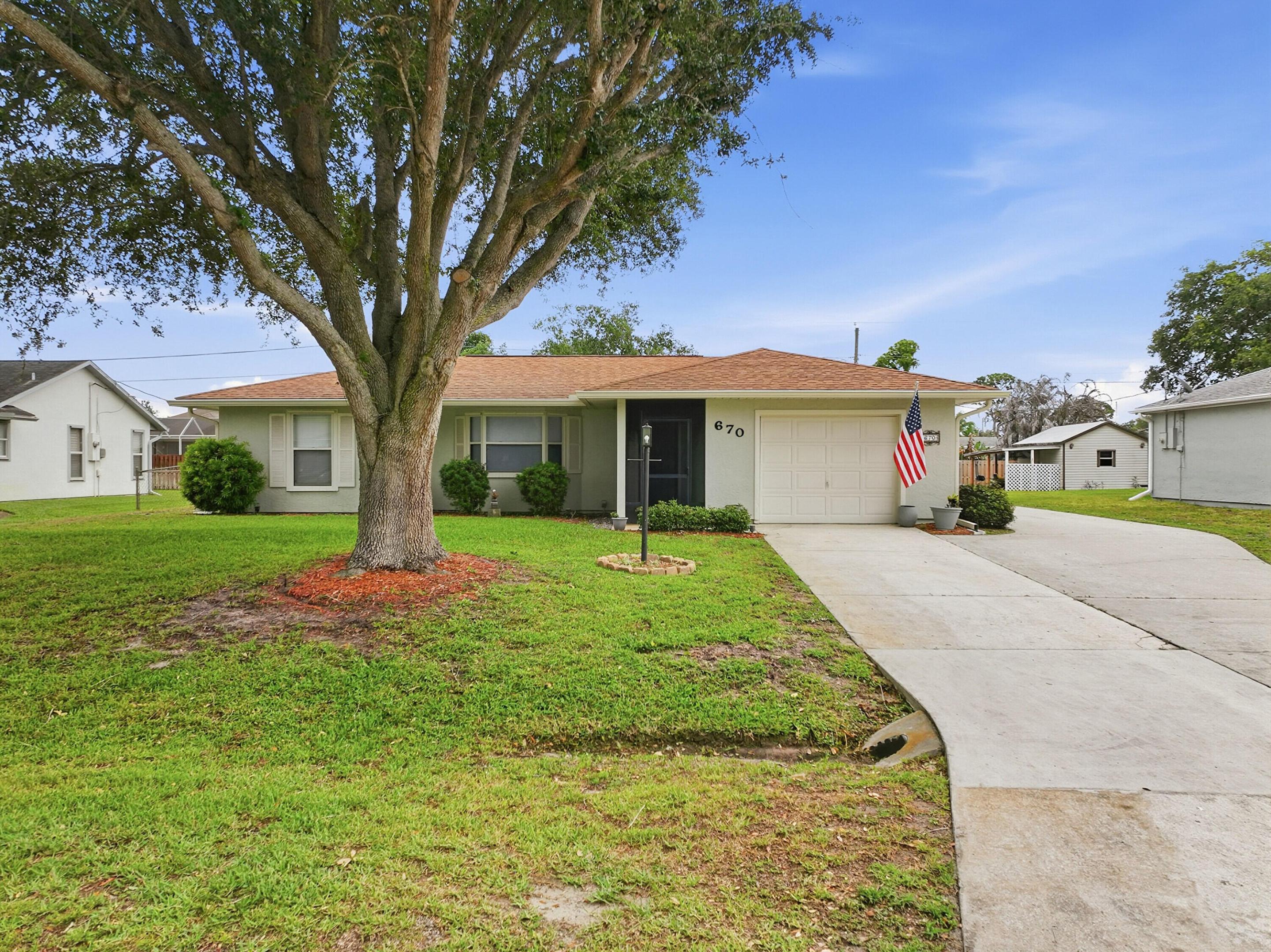 SEBASTIAN HIGHLANDS UNIT 15 - Residential