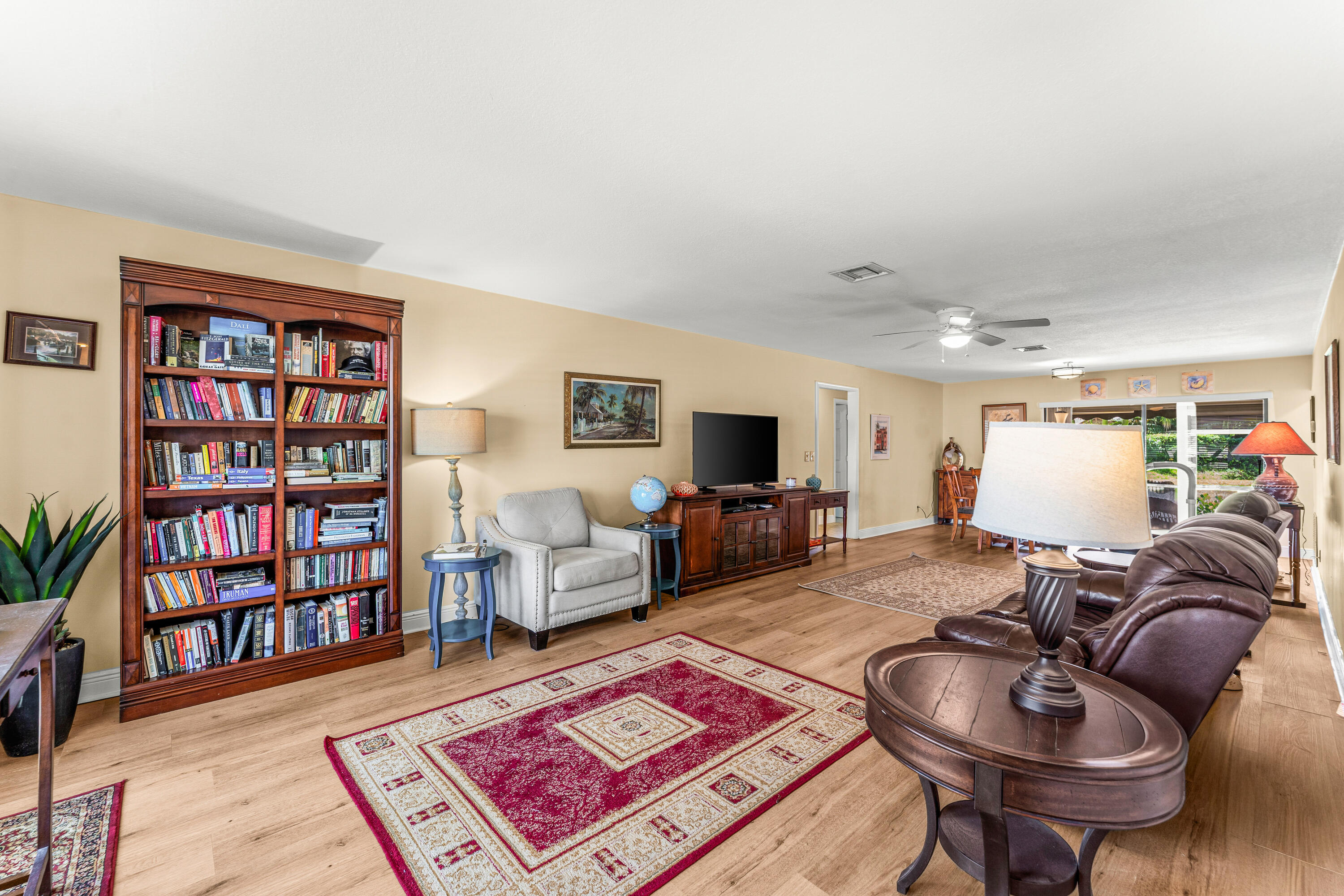 GREENTREE VILLAS CONDO - Residential