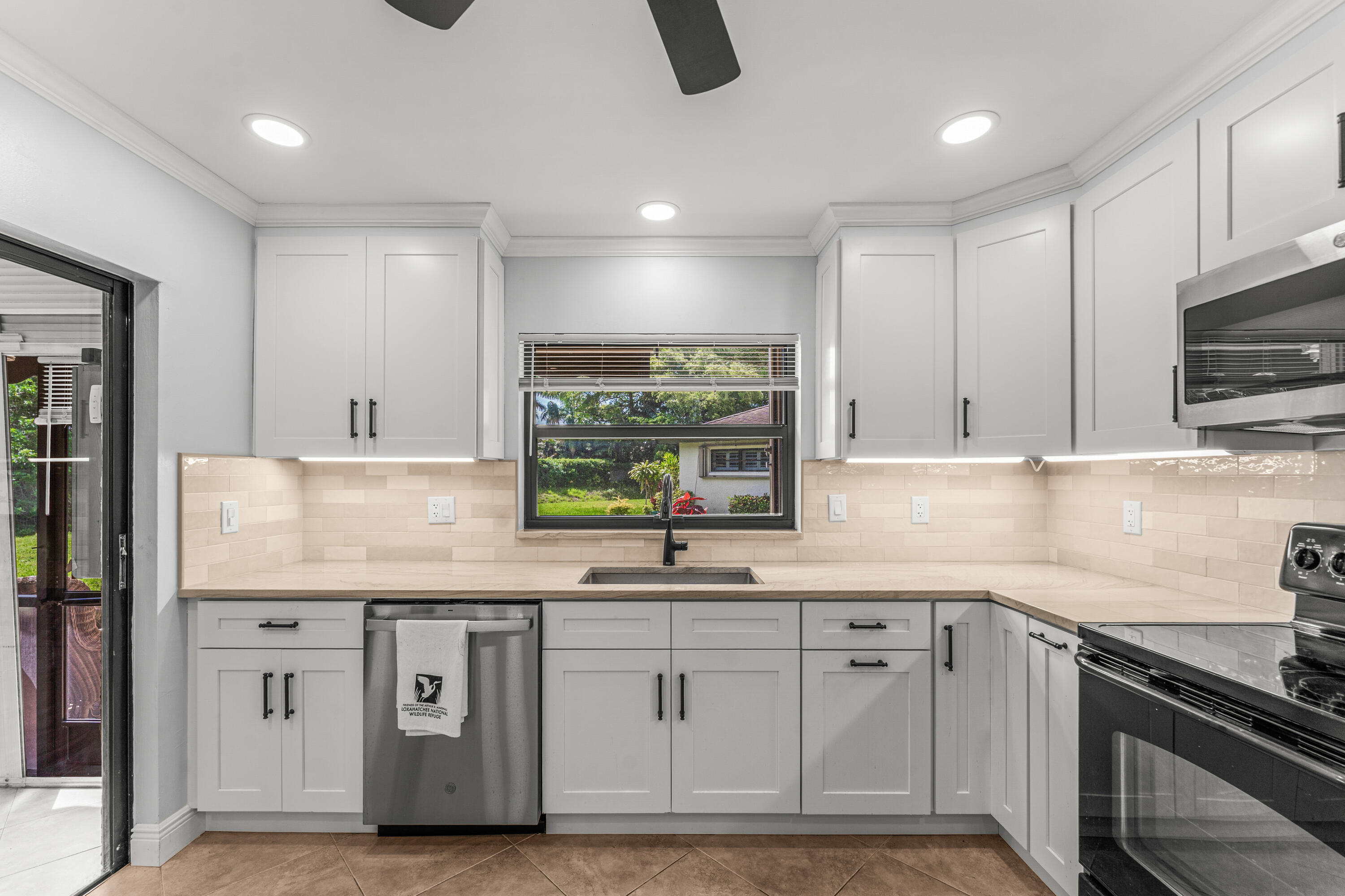 GREENTREE VILLAS CONDO - Residential