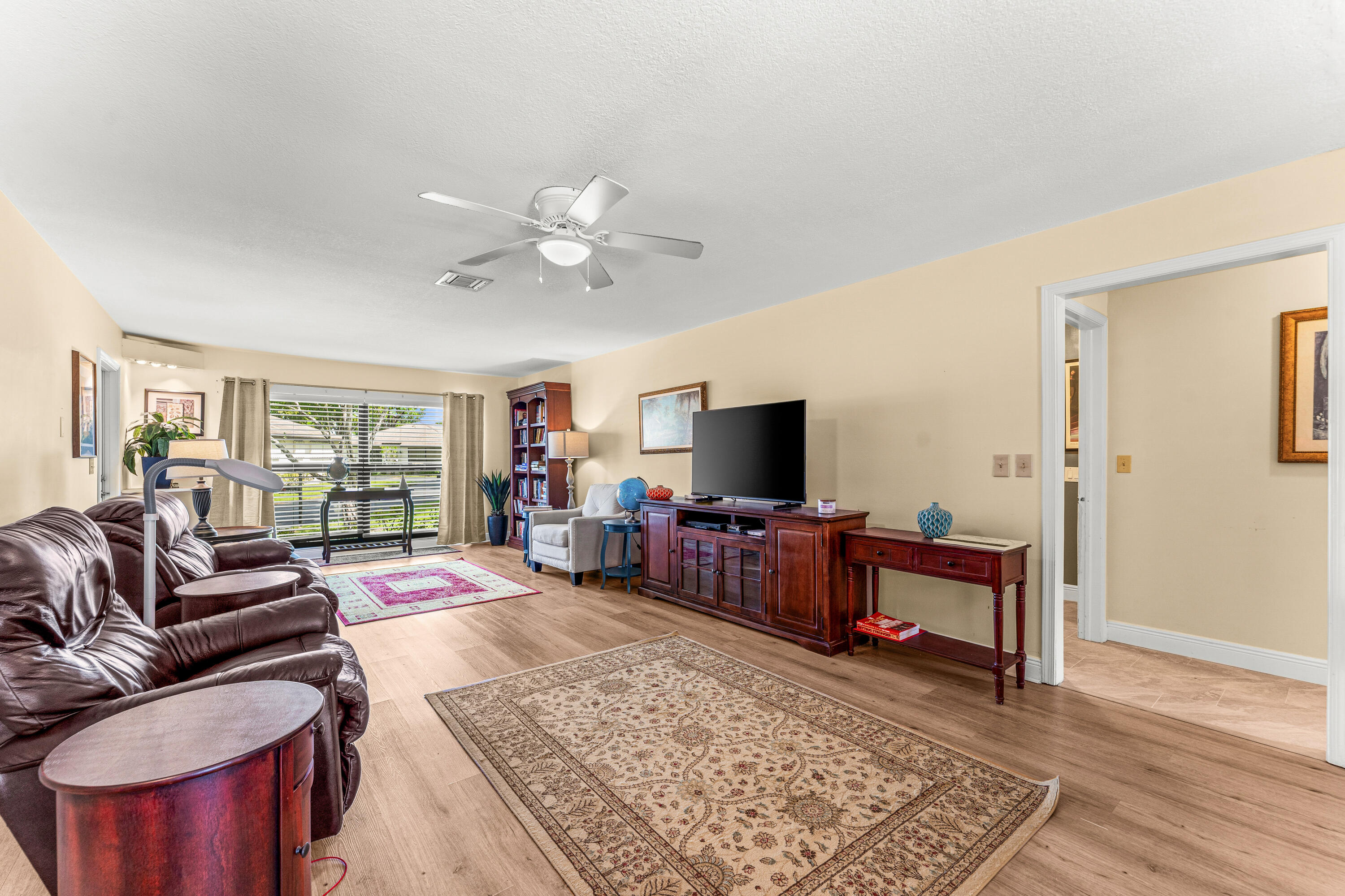 GREENTREE VILLAS CONDO - Residential