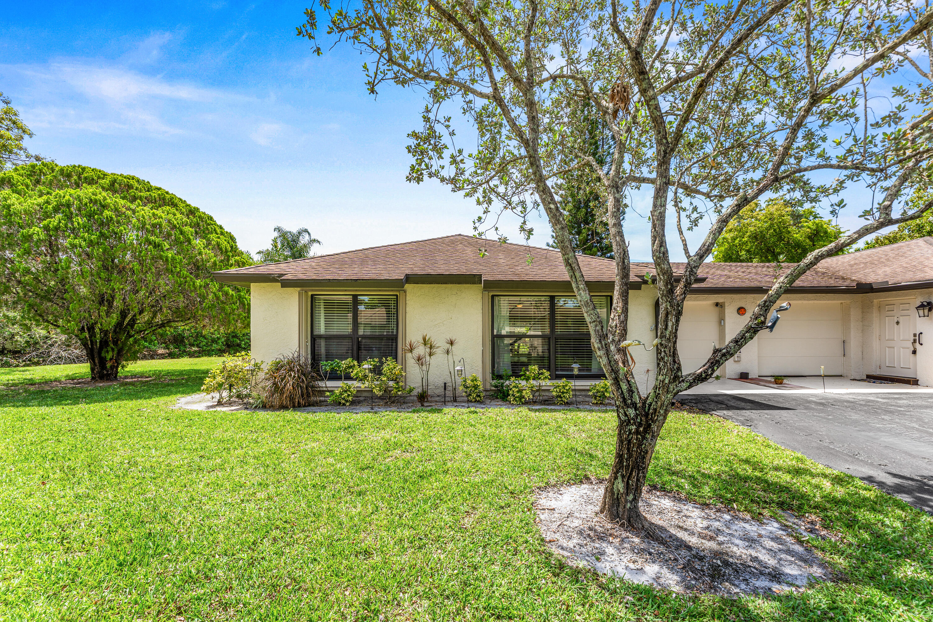 GREENTREE VILLAS CONDO - Residential