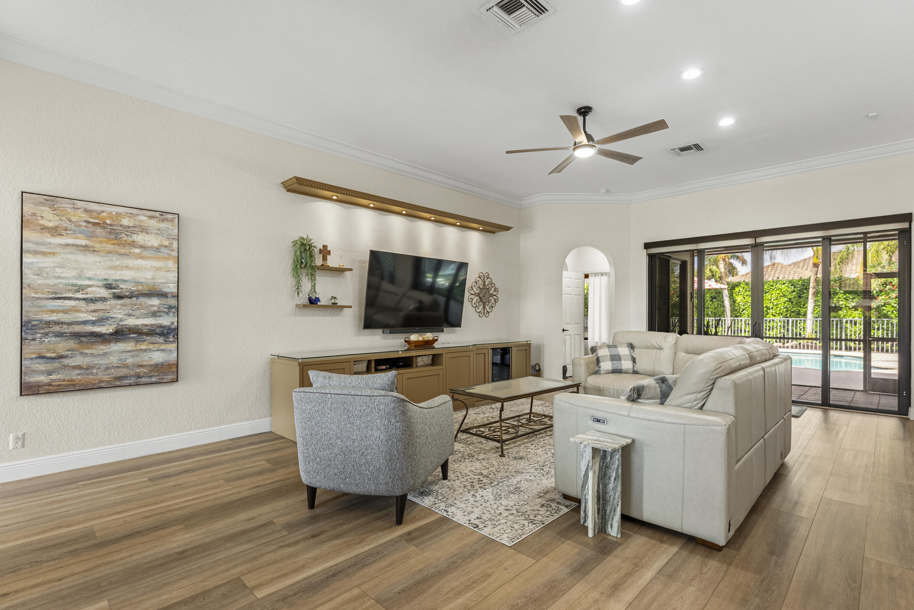 Boca Falls - Residential