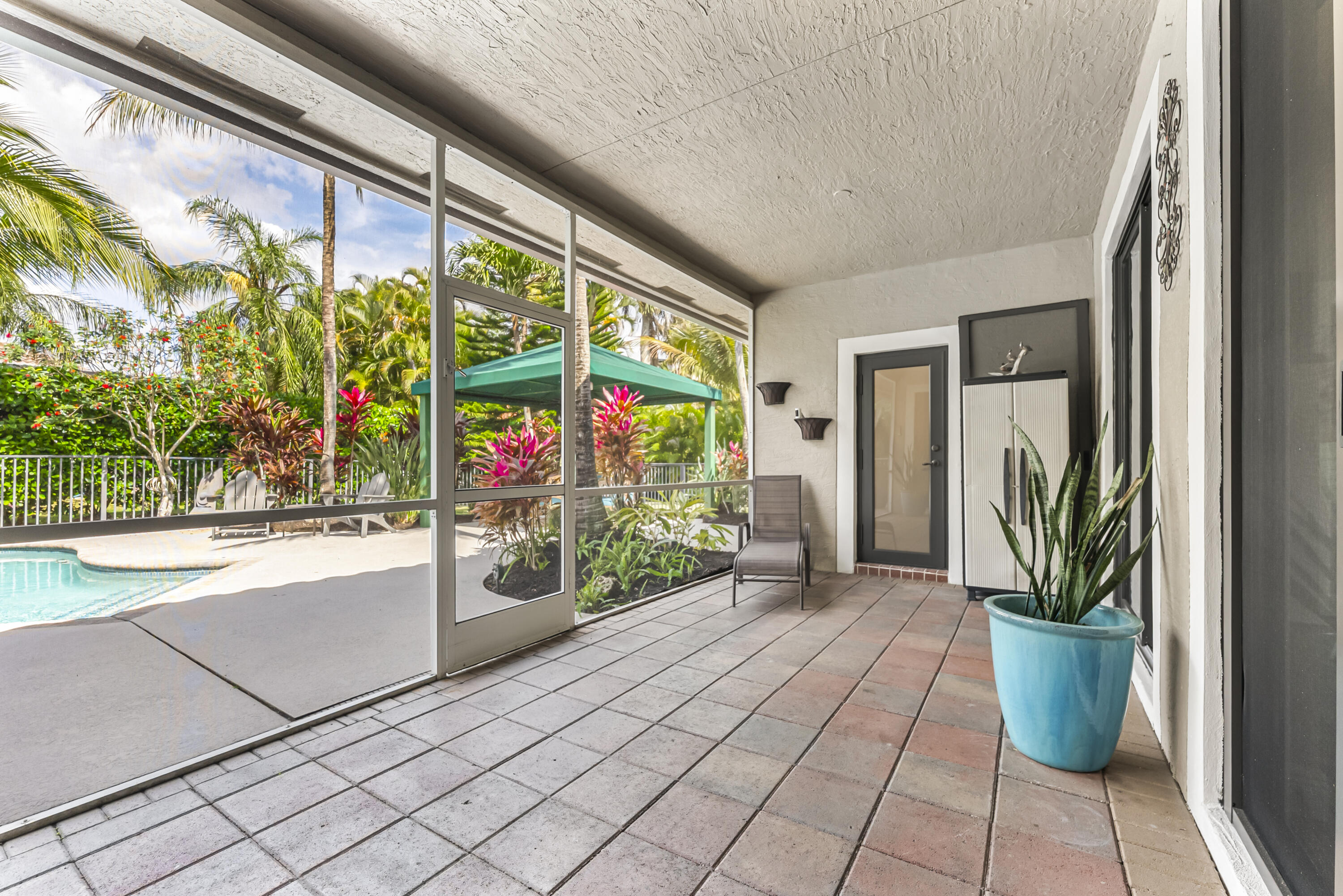 Boca Falls - Residential