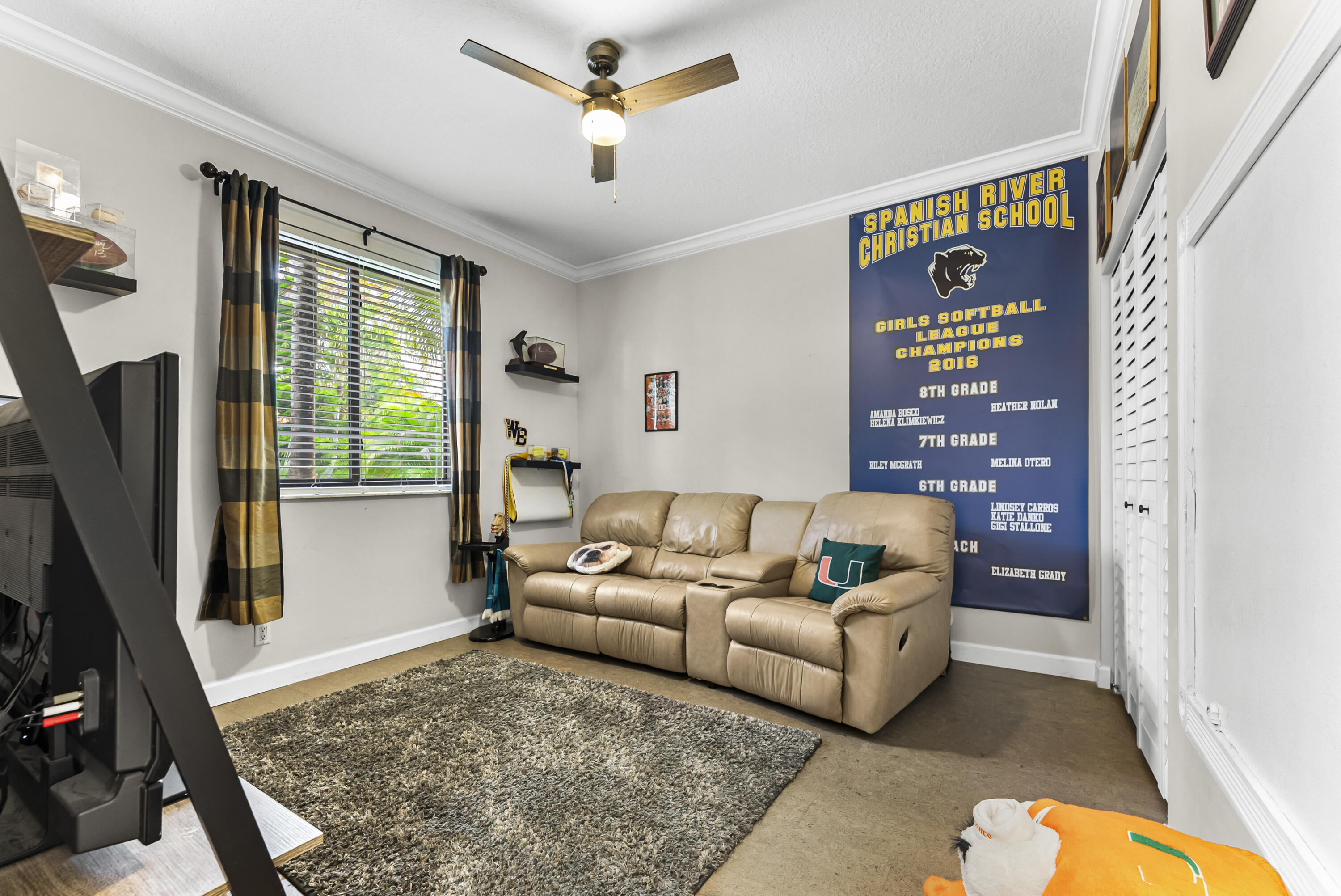 Boca Falls - Residential