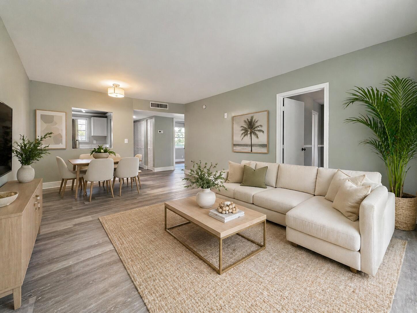 JAMESTOWN CONDO - Residential