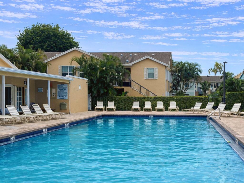 WATERSIDE VILLAGE OF PALM BEACH CONDO - Residential Lease