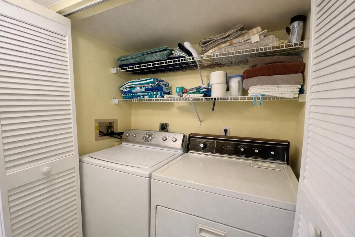 WATERSIDE VILLAGE OF PALM BEACH CONDO - Residential Lease