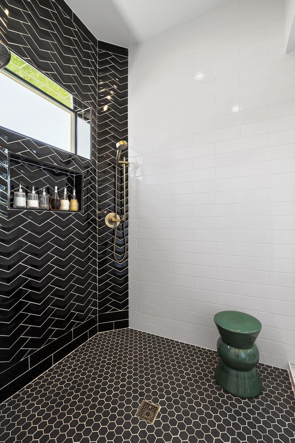 INDIAN HILLS - Residential