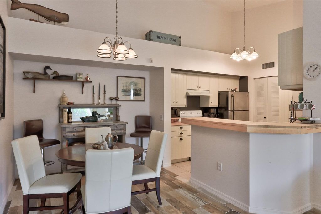 Photo of 322 Villa Circle #322, Boynton Beach, FL 33435 (MLS # F10511237)