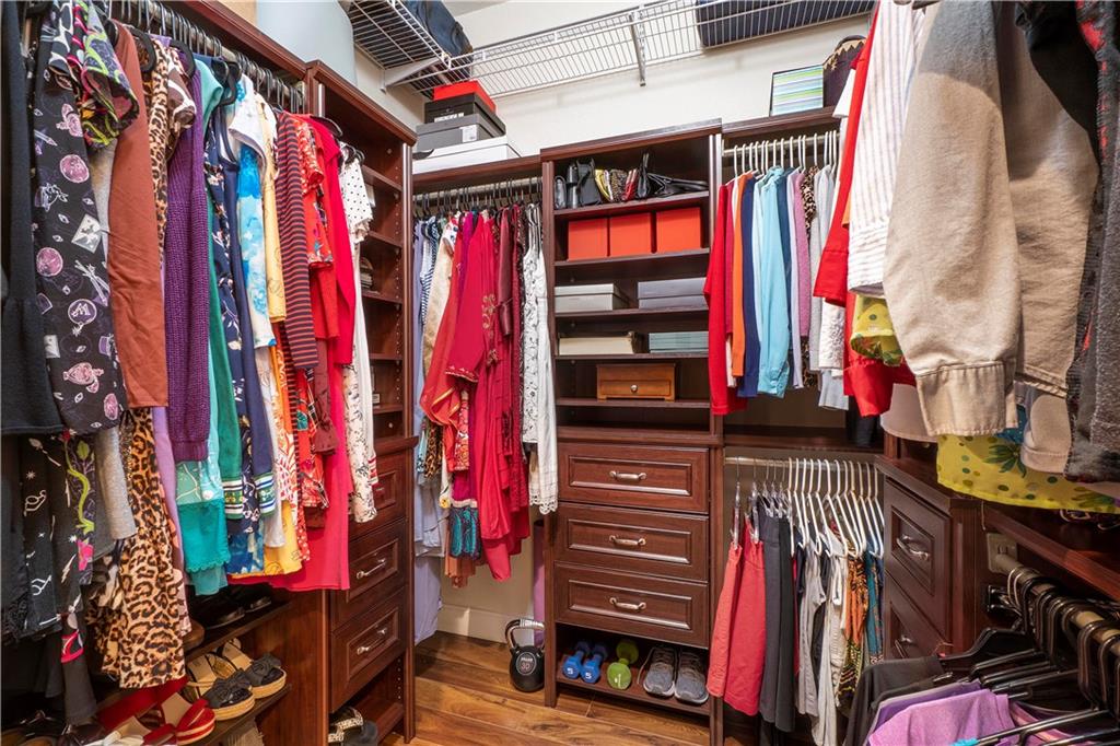 CYPRESS POINTE - Residential