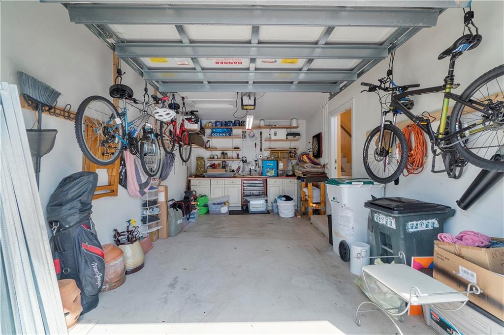 CYPRESS POINTE - Residential