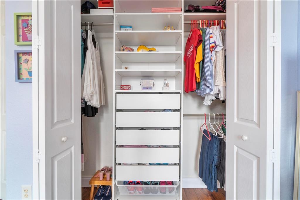 CYPRESS POINTE - Residential