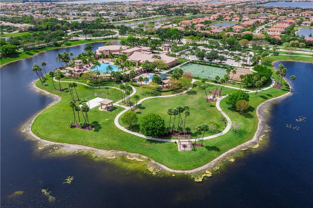 CYPRESS POINTE - Residential