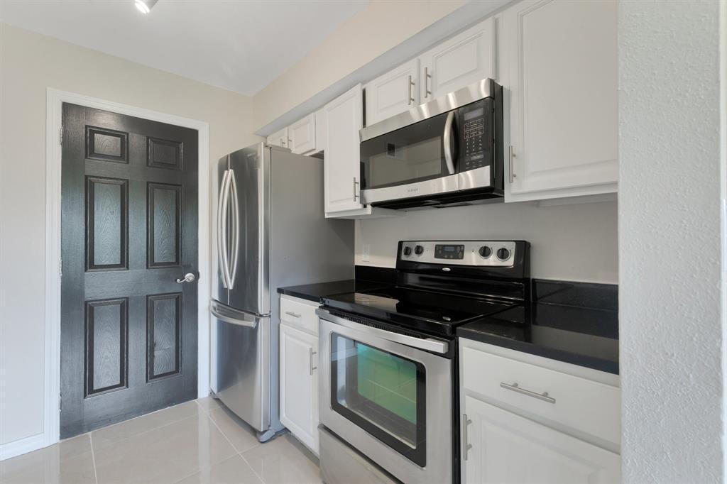 Sailboat Pointe - Residential Lease