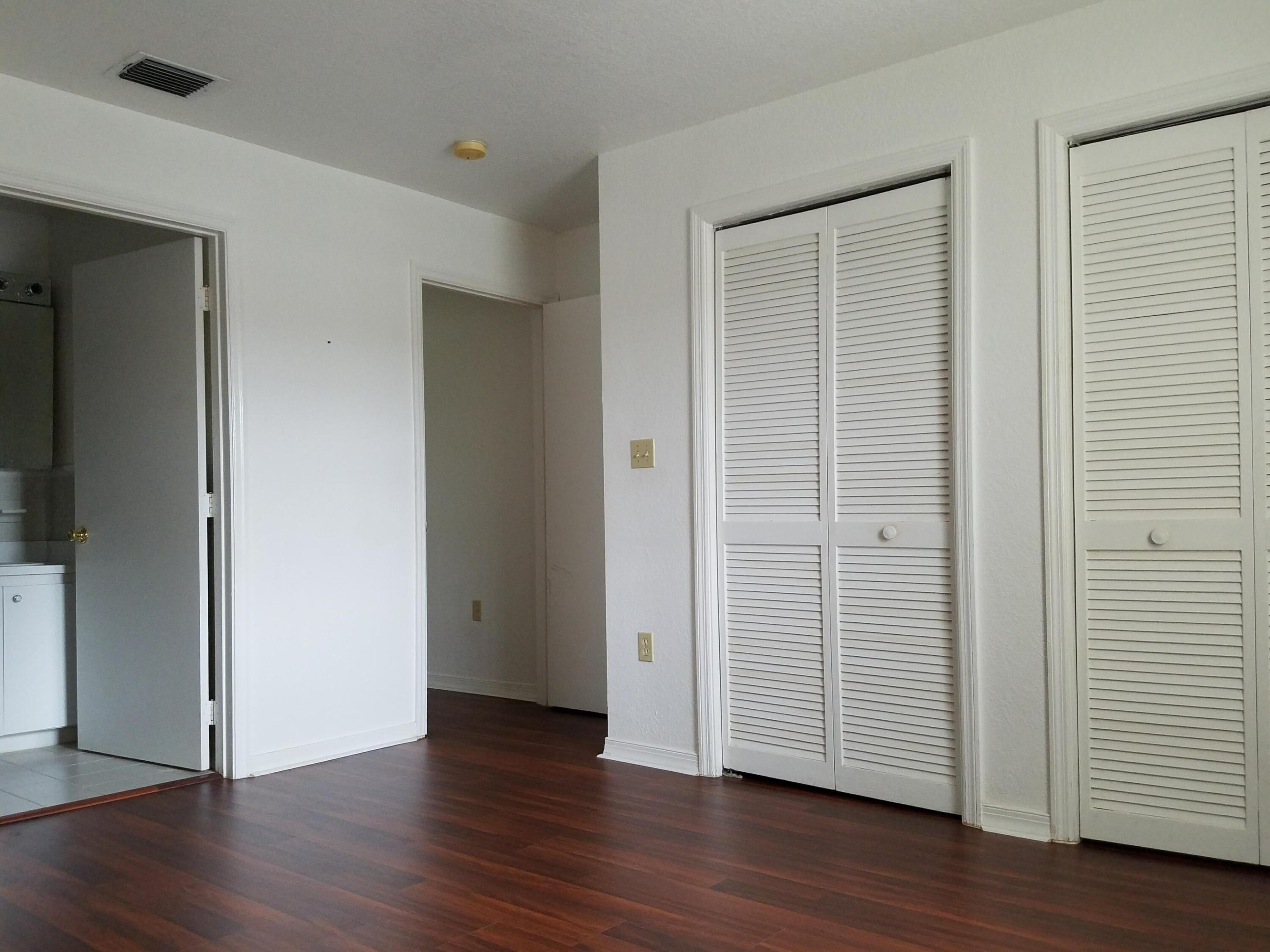 RODGERS HEIGHTS - Residential Income