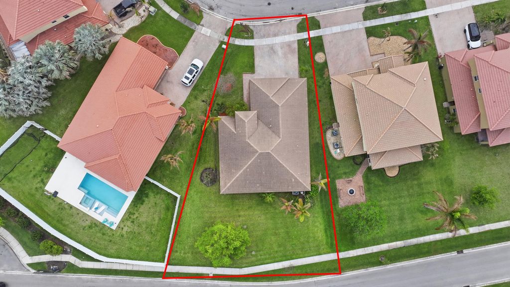 Photo of 4188 Worlington Terrace, Fort Pierce, FL 34947 (MLS # B26012023)