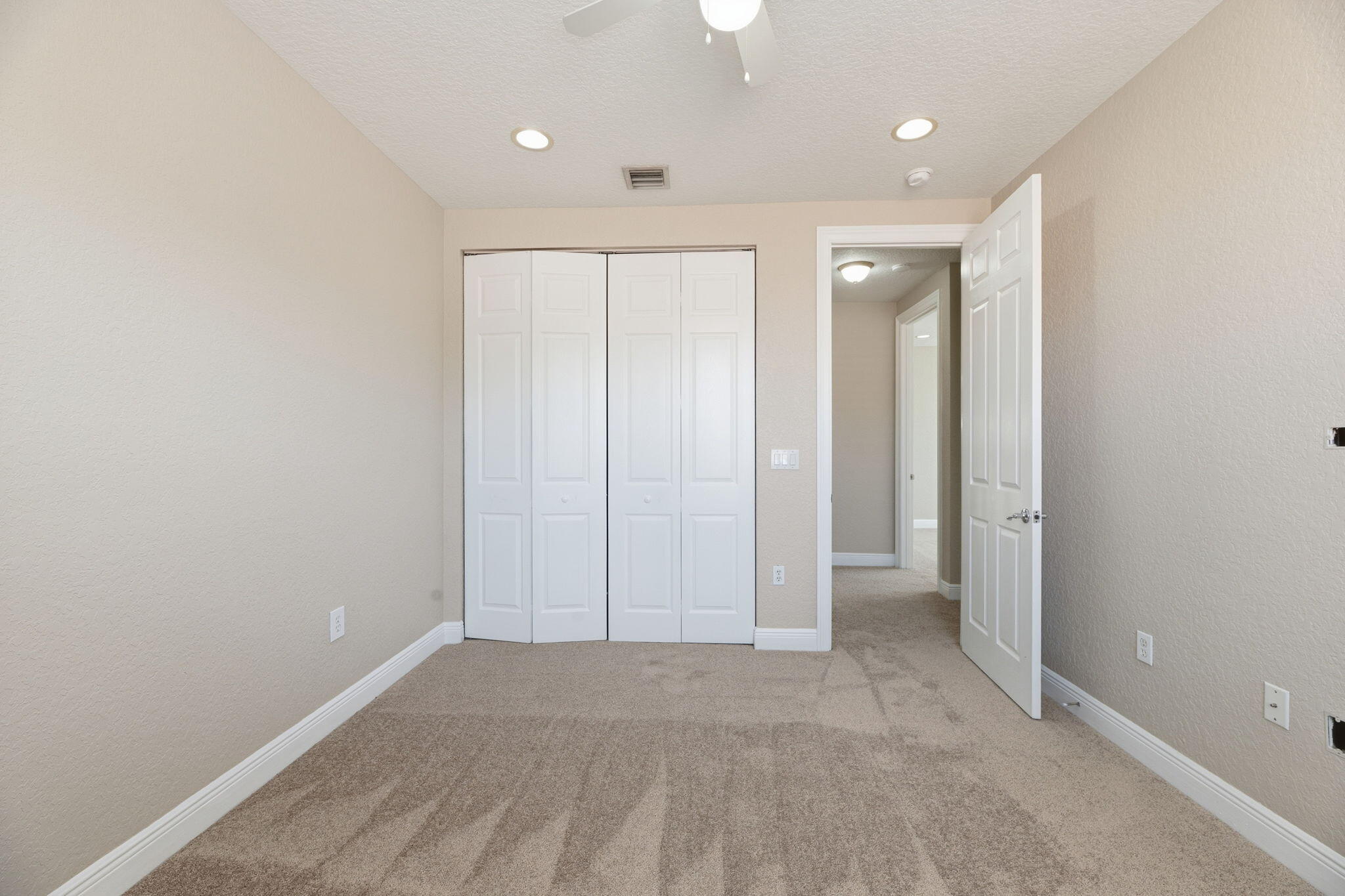 SATURNIA ISLES 1 - Residential