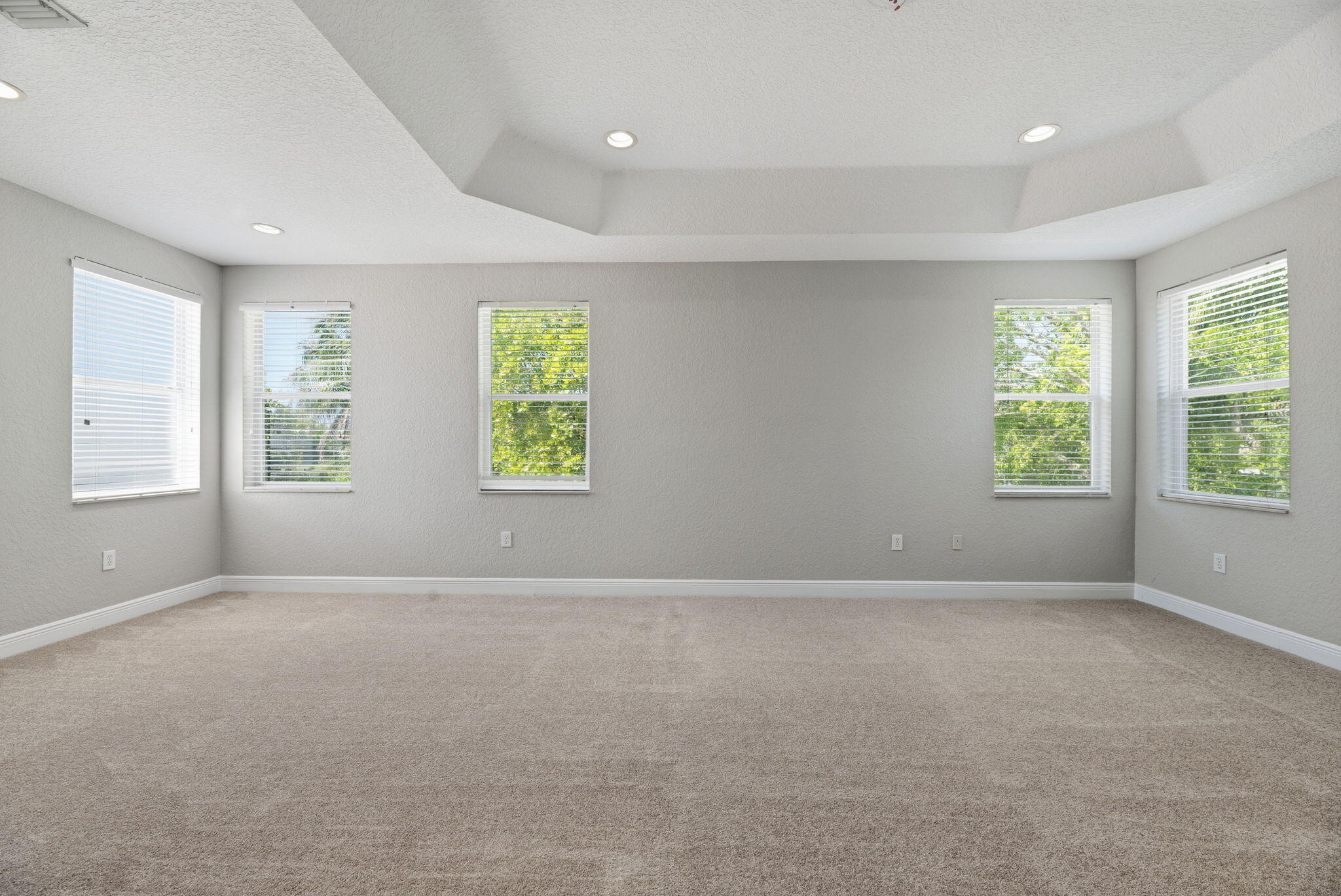 SATURNIA ISLES 1 - Residential