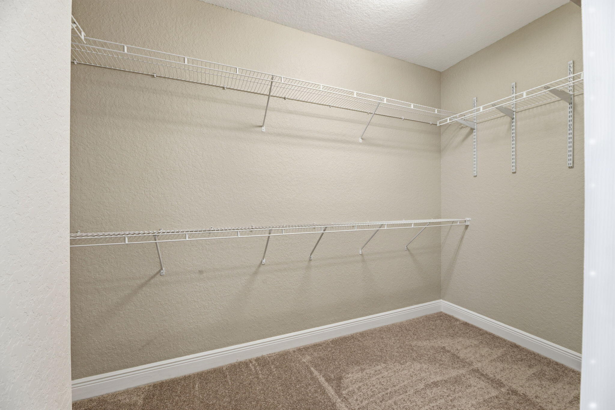 SATURNIA ISLES 1 - Residential