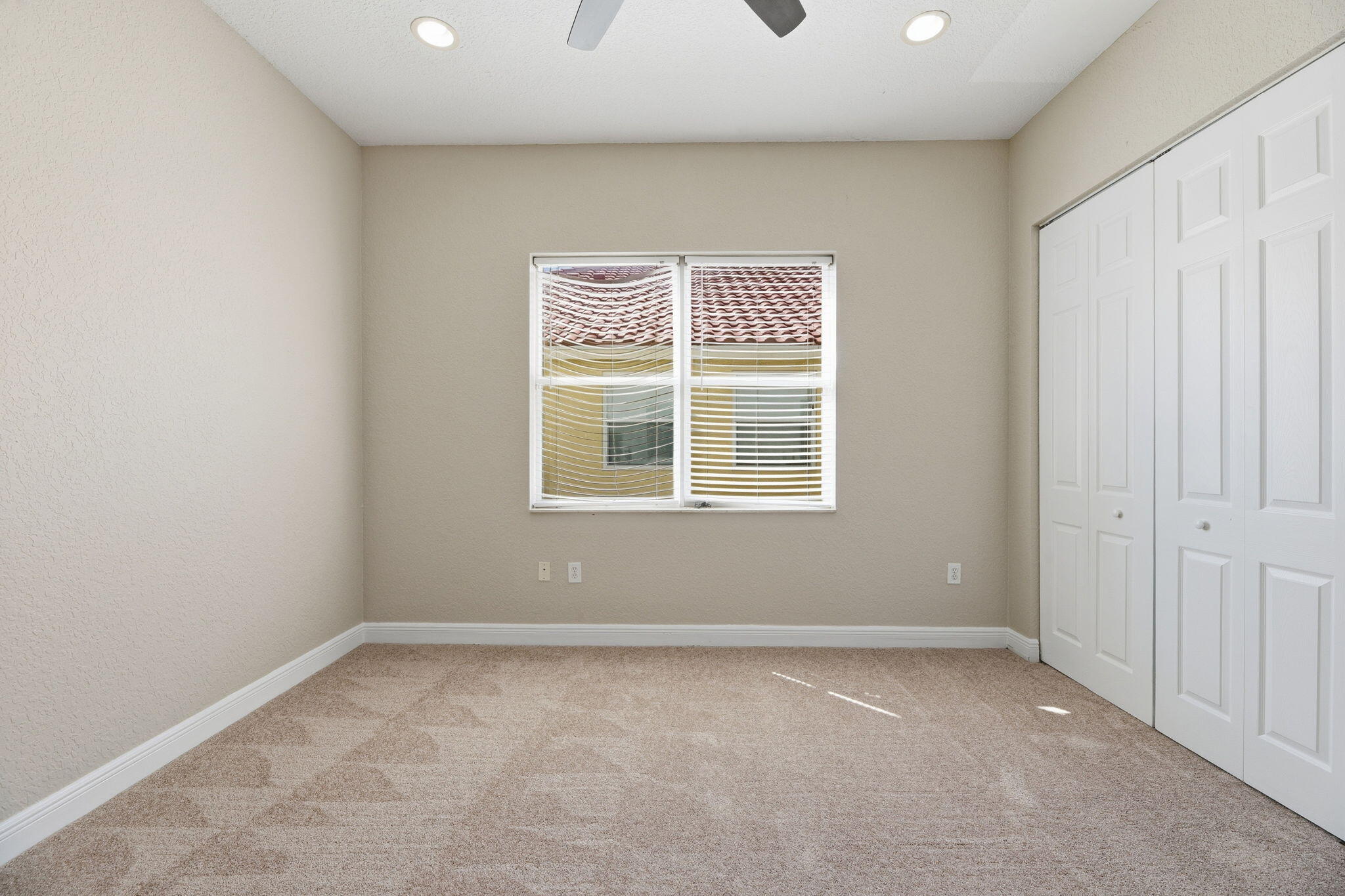 SATURNIA ISLES 1 - Residential