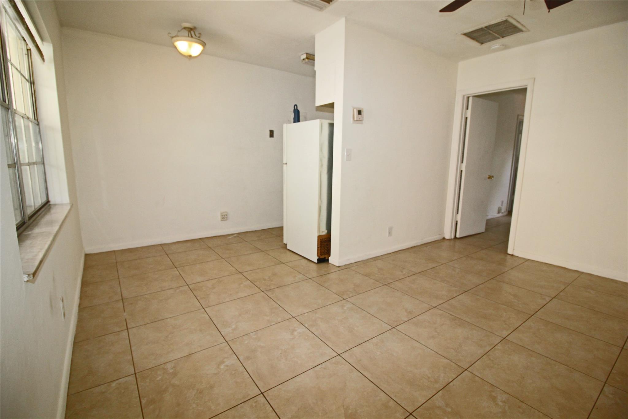 LAUDERDALE BY THE SEA - Residential Lease