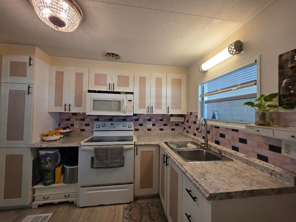 Maralago Cay - Residential