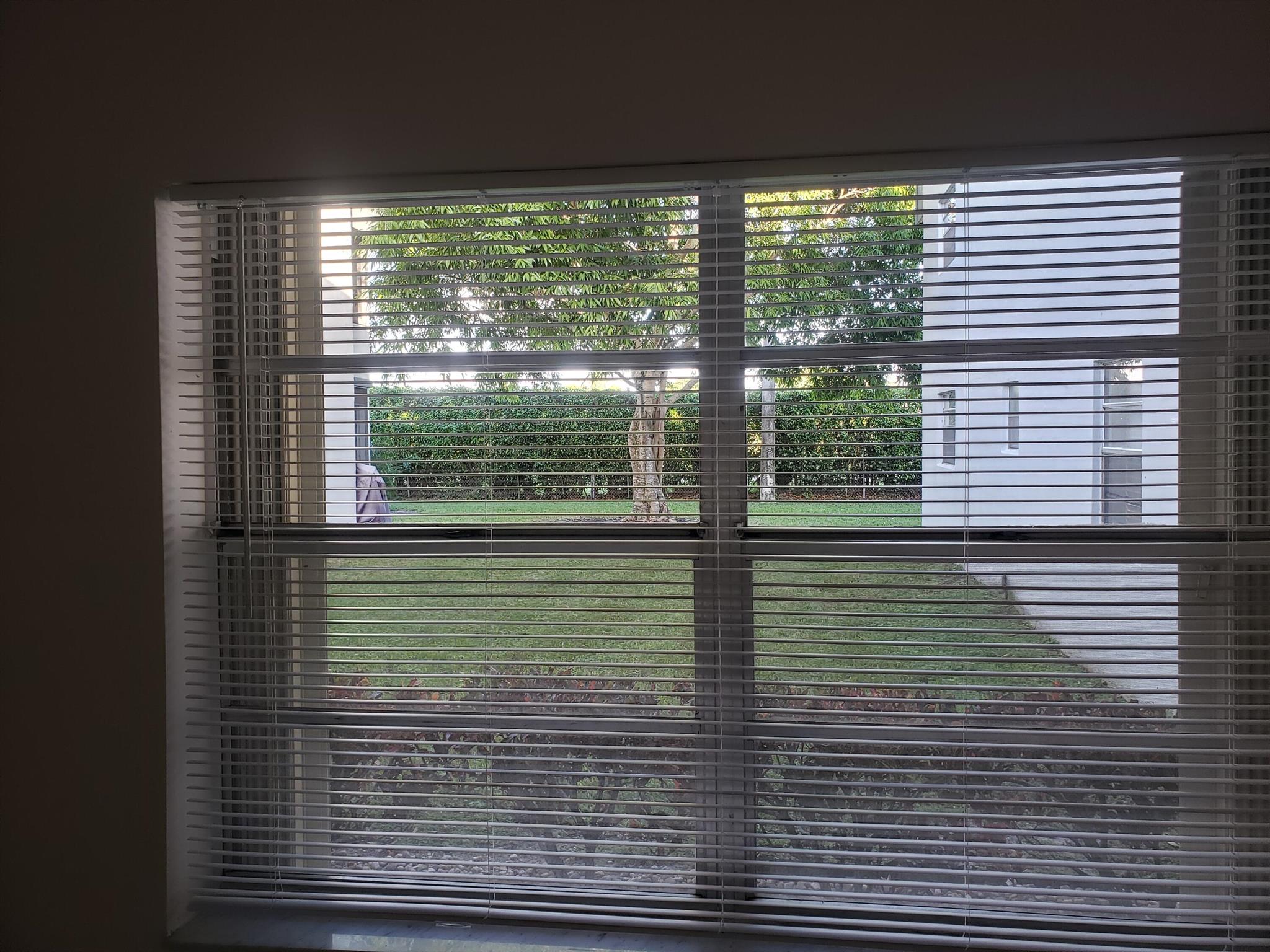 KINGS POINT BURGUNDY COND - Residential