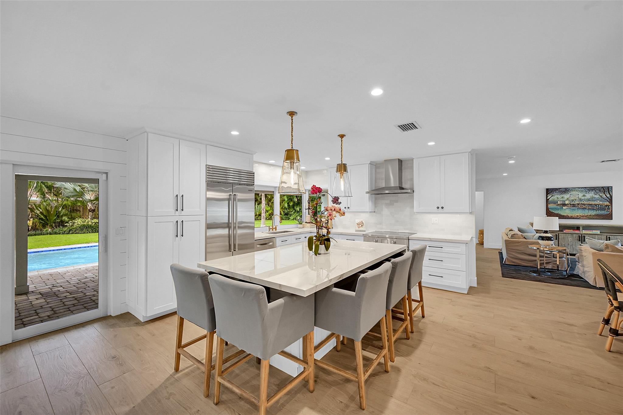 Place Au Soliel - Residential