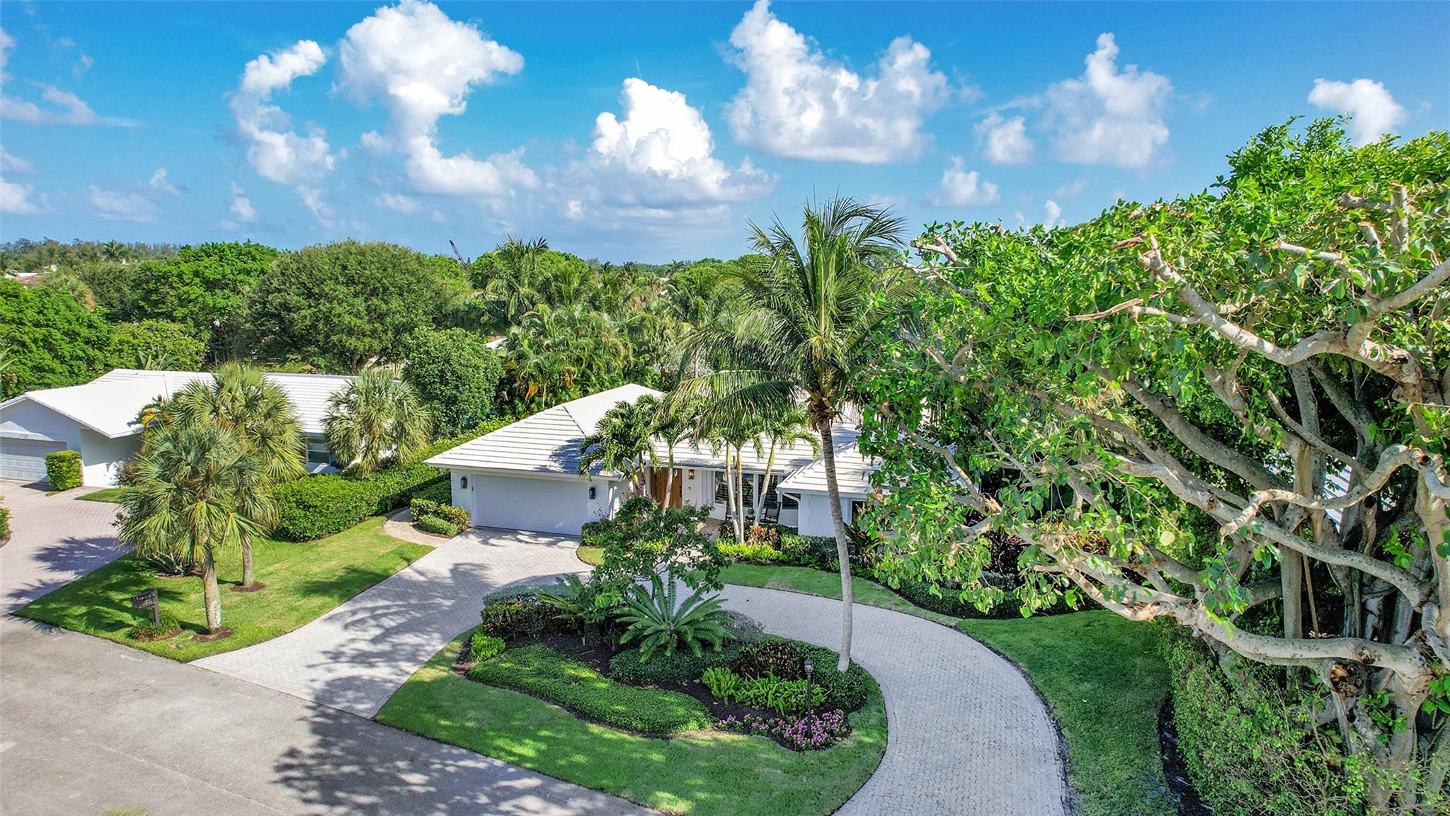 Place Au Soliel - Residential