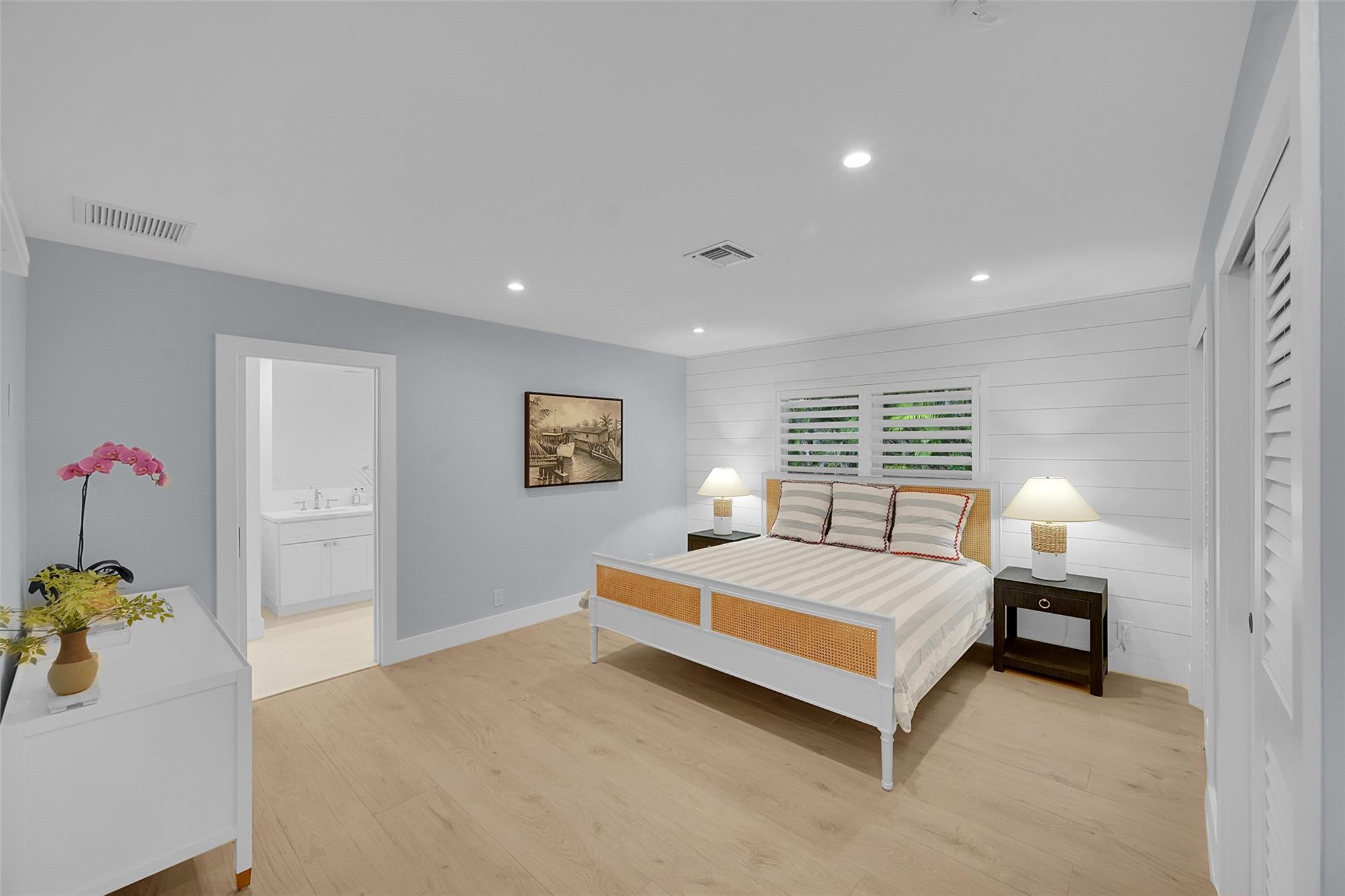 Place Au Soliel - Residential