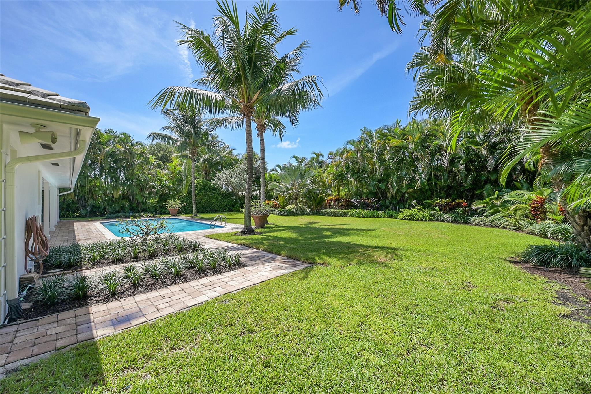 Place Au Soliel - Residential