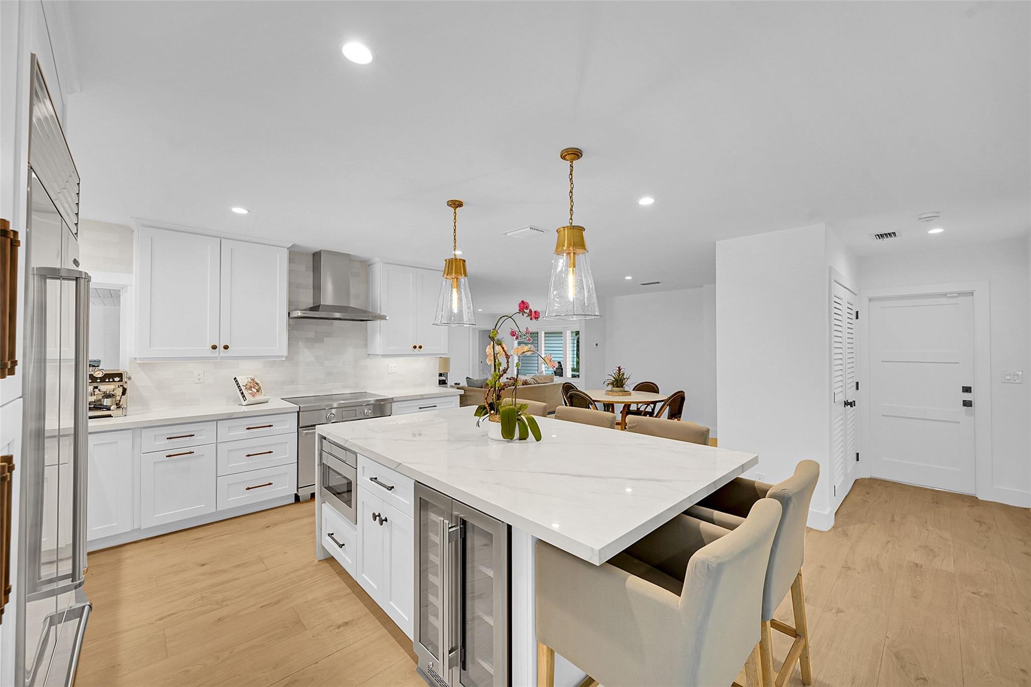 Place Au Soliel - Residential