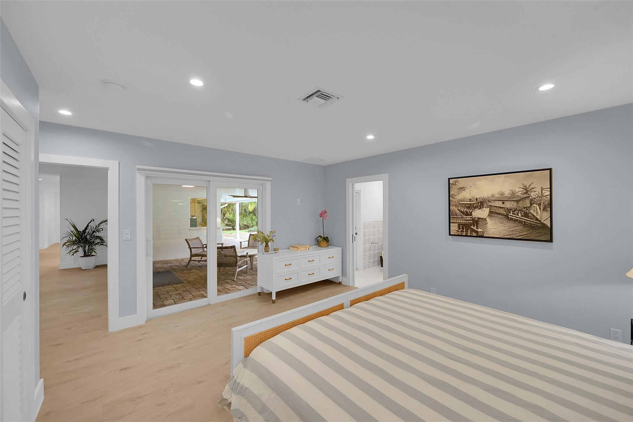 Place Au Soliel - Residential