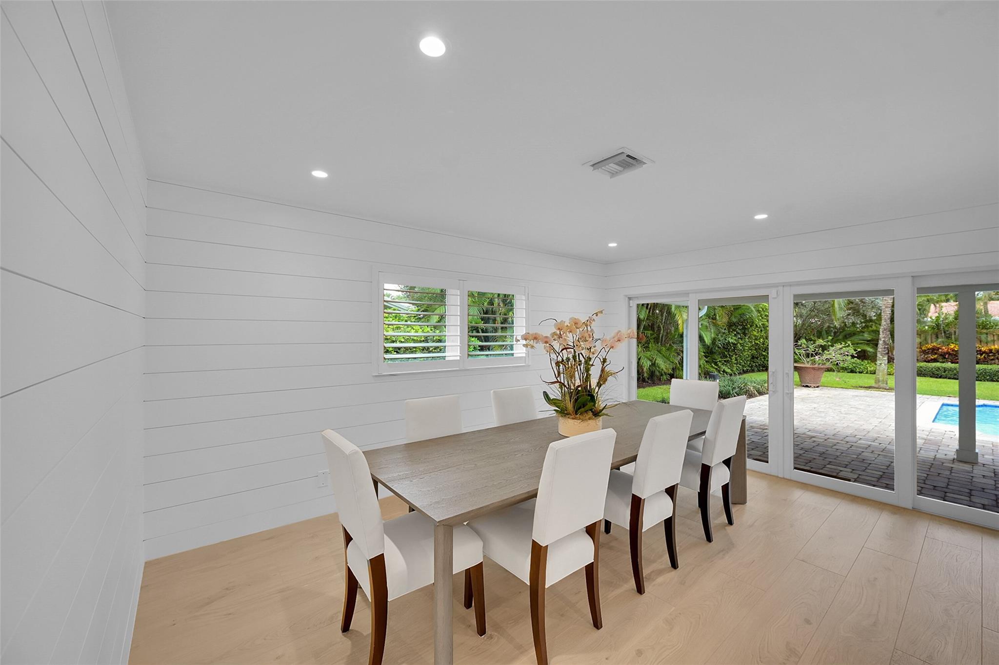 Place Au Soliel - Residential