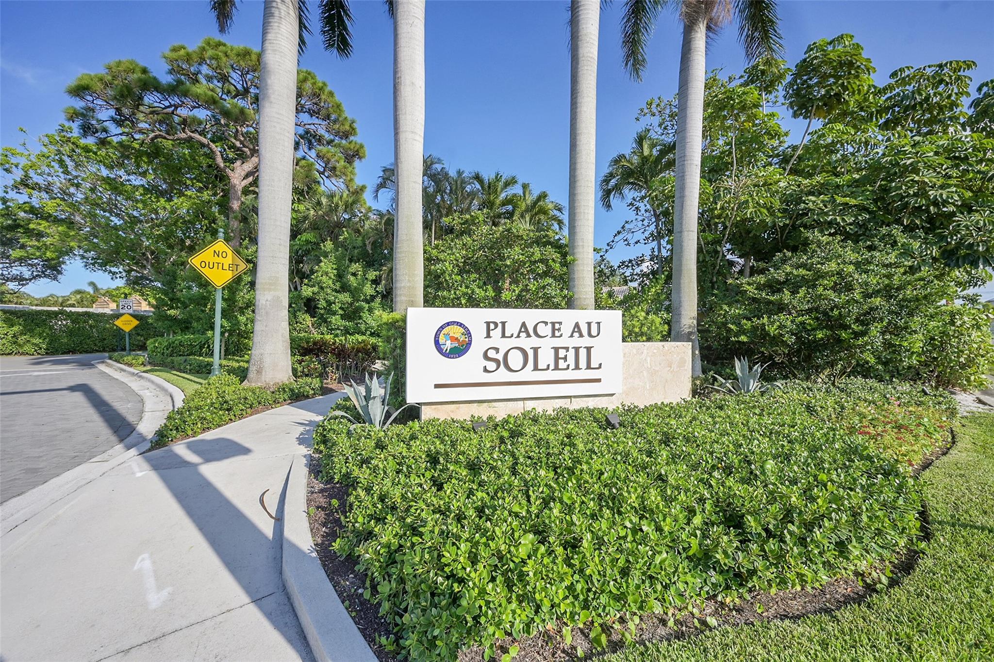 Place Au Soliel - Residential