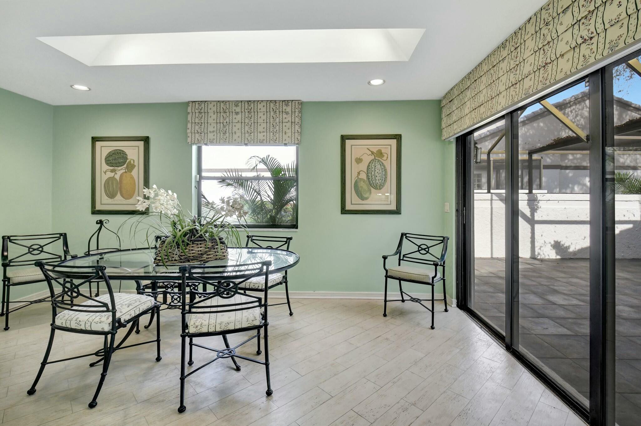 6 Clubhouse Lane