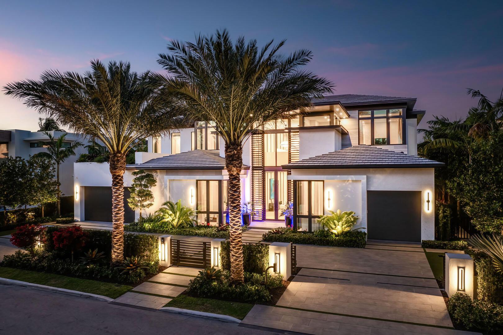 207 W Coconut Palm Road