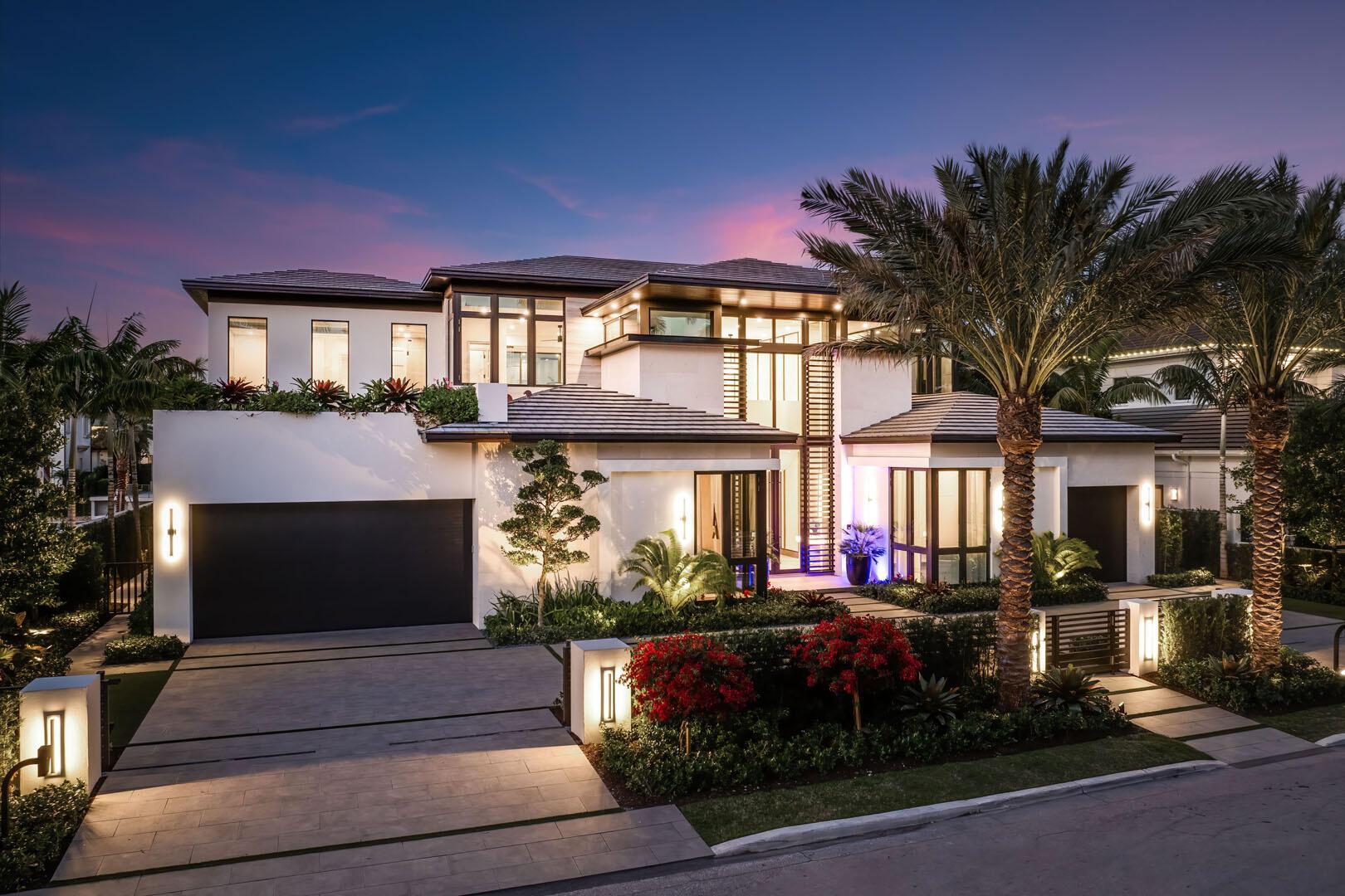 207 W Coconut Palm Road