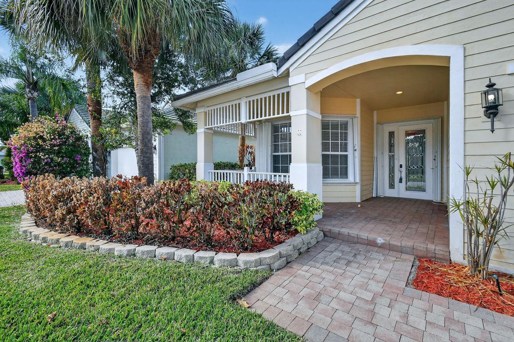 Photo of 120 NW Willow Grove Avenue, Port Saint Lucie, FL 34986 (MLS # R11165173)