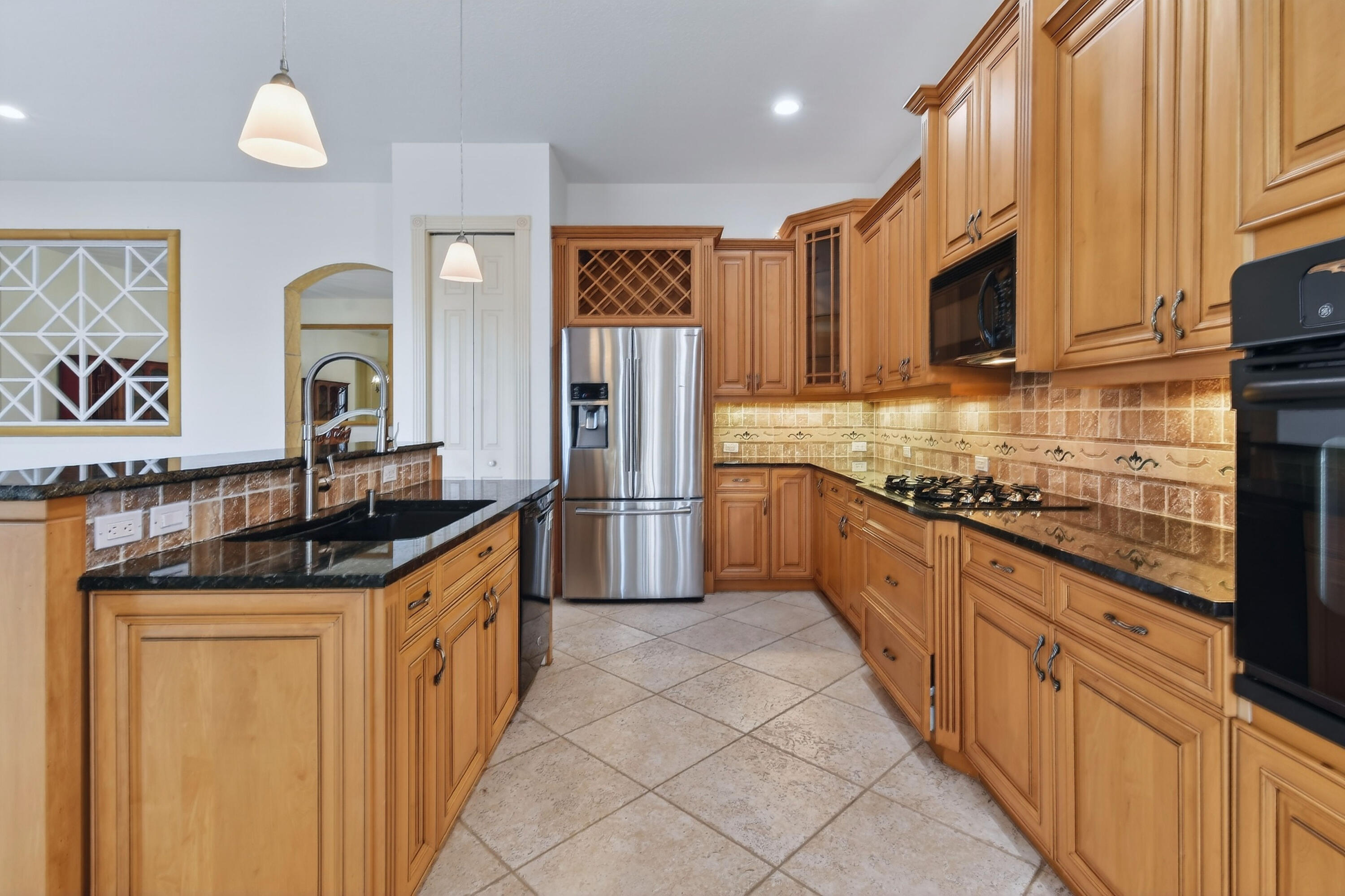 MAGNOLIA LAKES PHASE 1 ST LUCIE WEST NO 151 - Residential