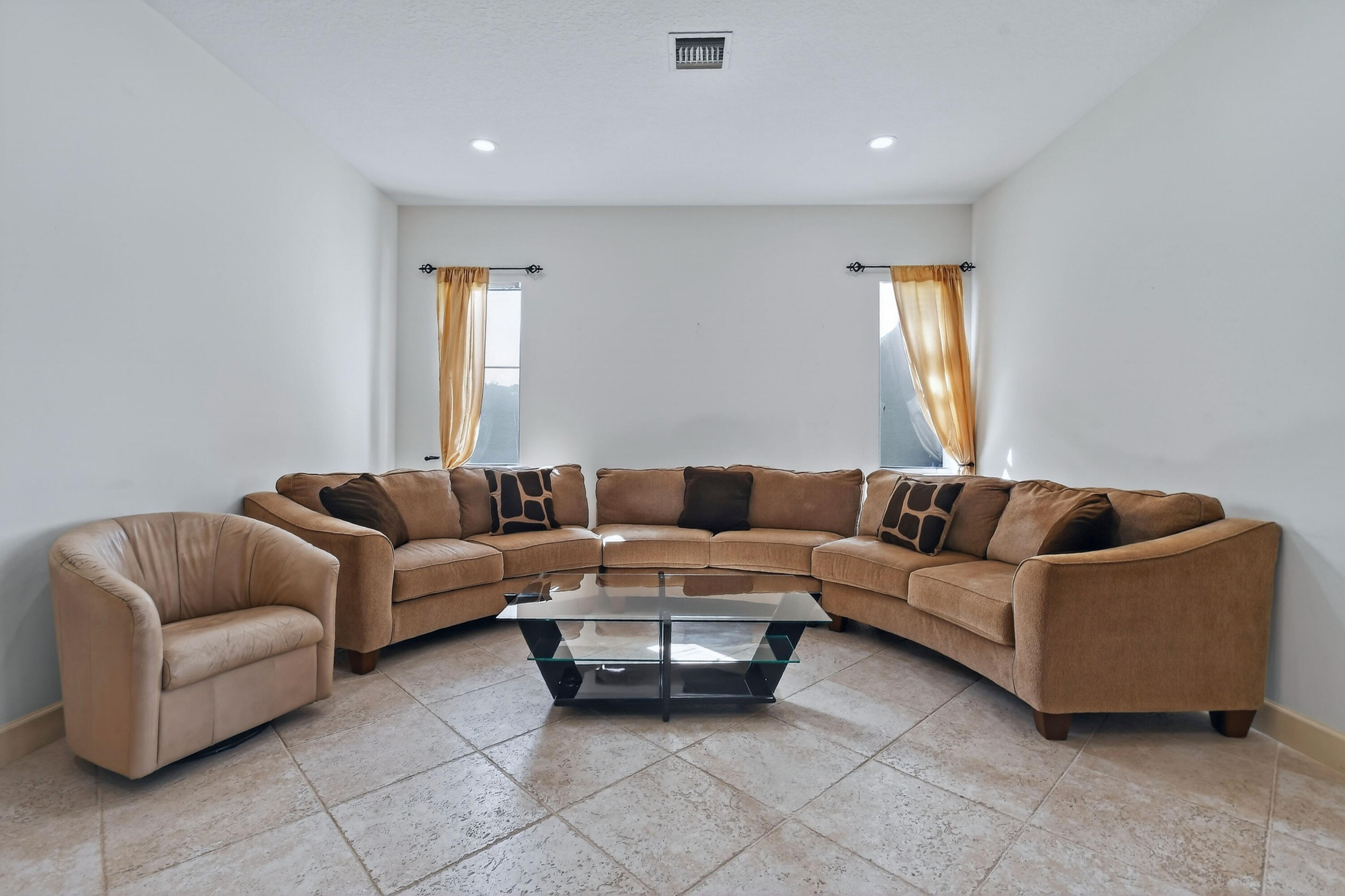 MAGNOLIA LAKES PHASE 1 ST LUCIE WEST NO 151 - Residential